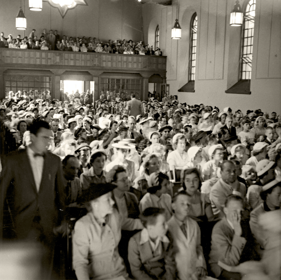 https://trinitycathedral.com/wp-content/uploads/2022/01/Interior-of-Trinity-Cathedral-1950.png