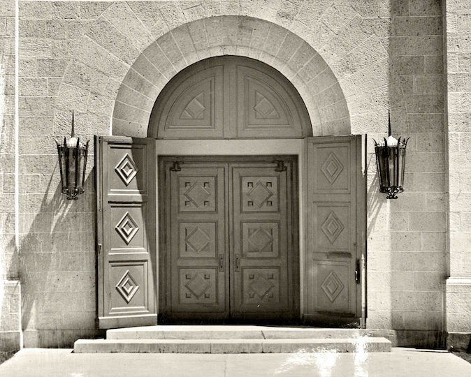 https://trinitycathedral.com/wp-content/uploads/2022/02/13-Trinity-Cathedral-Doors.jpg